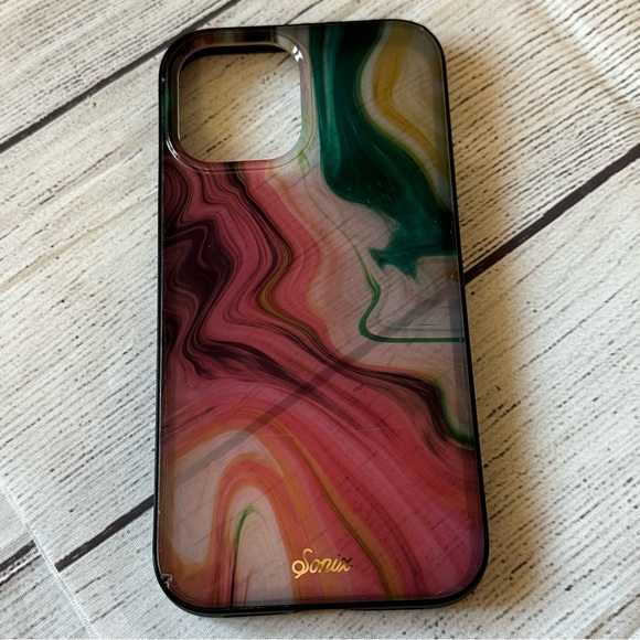 4 iPhone cases for iPhone 12 Pro Max - Picture 5 of 9